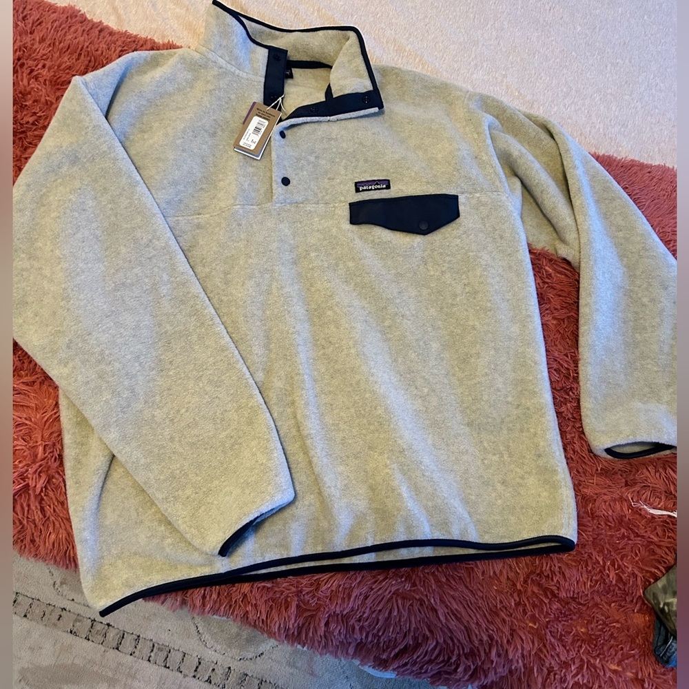 BRAND NEW✨Patagonia Lightweight Snap T Pull Over
